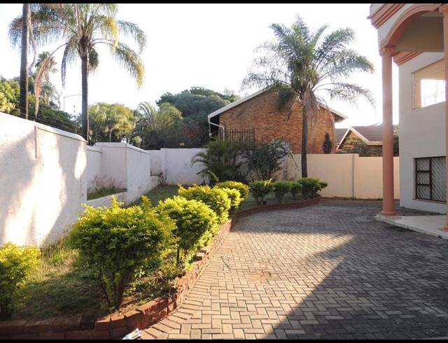 5 BEDROOM HOUSE FOR SALE IN AMANDASIG